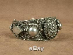 Beautiful Important Ancient Cuff Bracelet In Sterling Silver China Indochina