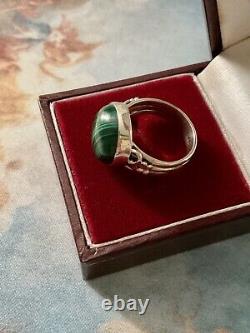Beautiful Malachite, Solid Silver, Elegant Antique Ring