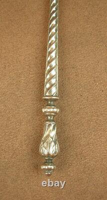 Beautiful Solid Silver and Vermeil Antique Ice Cream Scoop with Minerve Hallmark