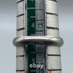 Beautiful antique Roman ring in solid silver with natural lapis stone
