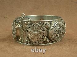 Bel Important Bracelet Ancien Berbere En Argent Massif Poincon Crab