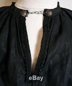 Blouse Antique Dealer / Biaude / Blaude Black Linen / Sterling Silver Collar Buckle