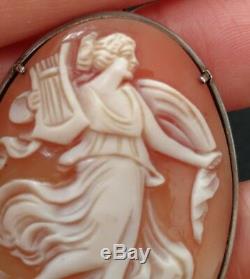 Cameo Brooch Ancient Muse In Shell In Sterling Silver