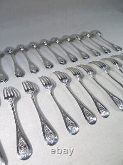 Doutre Roussel Former Household Silverware Set Entremet in Solid Silver Paris