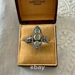 GENUINE EMERALD, SOLID SILVER, Beautiful ANTIQUE RING