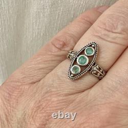 GENUINE EMERALD, SOLID SILVER, Beautiful ANTIQUE RING