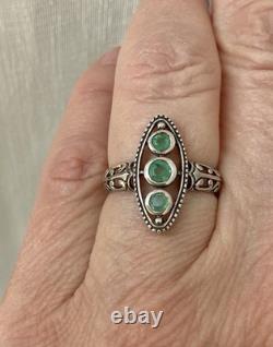 GENUINE EMERALD, SOLID SILVER, Beautiful ANTIQUE RING