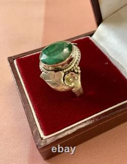Genuine Emerald, Solid Silver, Impressive Beautiful Antique Ring