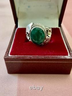 Genuine Emerald, Solid Silver, Impressive Beautiful Antique Ring