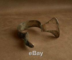 Important Old Cuff Bracelet In Sterling Silver & Stone China Indochina