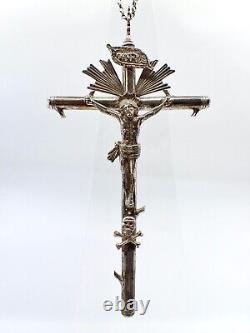 Important regional ancient solid silver crucifix from the early 19th century.