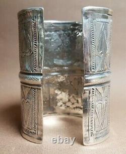 Large Bracelet Old Silver Massive 114 Grams Ethnic