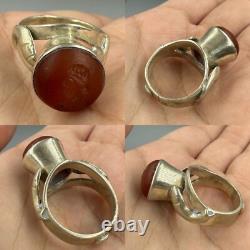 Large ancient Roman ring in solid silver, agate, king’s intaglio form