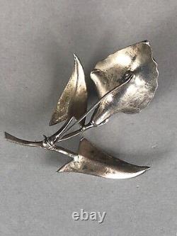 Large antique solid silver quality jewelry brooch