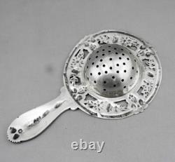 Magnificent ANTIQUE TEA STRAINER in STERLING SILVER Minerva 1st Title 19th Century Magnificent ANTIQUE TEA STRAINER in STERLING SILVER Minerva 1st Title 19th Century