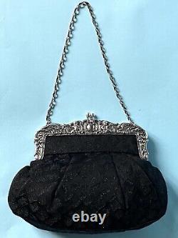 Magnificent Vintage Minaudière in Solid Silver and Brocade Silk
