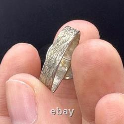 Magnificent and beautiful unique ancient Roman legionary ring in solid silver