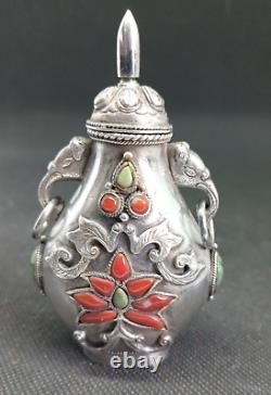 Old Chinese Tabatière Snuff Bottle Tibet Solid Silver Corail Punch