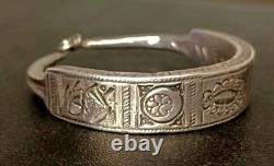 Old Ethnic Wide Bracelet in Solid Silver