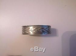 Old Pillbox Sterling Silver Floral Decor XIX Eme