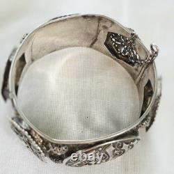 Old Rigid Bangle Bracelet in Solid Silver, Art Deco / Oriental Style