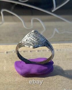 Old Viking Ring (ix-xi Century) In Silver, Bezel Engraved Vikings Drawings