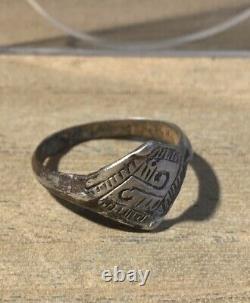 Old Viking Ring (ix-xi Century) In Silver, Bezel Engraved Vikings Drawings
