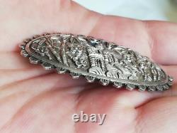 Old solid silver brooch to identify