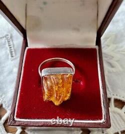 Rare Amber Sculpted Silver Massive Beautiful Unique Ring Antique Art Deco