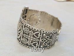 Rare Ancient Basque Art Deco Solid Silver Teguy Manchette Bardos 1753 Bracelet