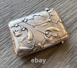 Rare Ancient Pyrogène Art Nouveau Decor with Silver Mistletoe
