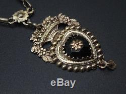 Rare Old Regional Necklace In Sterling Silver Vermeil And Jet Heart Pendant