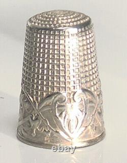 Sewing Dé Ancien Couture, Embroiderer Argent Massif French Silver Thimble