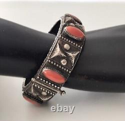 Solid Silver Ethnic Art Deco Vintage Old Coral Bracelet