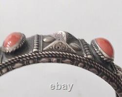 Solid Silver Ethnic Art Deco Vintage Old Coral Bracelet