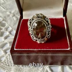 Splendid Topaz Champagne Silver Massif, Large Old Ring