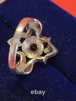 Splendid antique ring in solid silver K&L light red stone to be identified