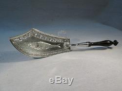 Superb Old Shovel A Fish In Sterling Silver Empire Era Chiseled Compigne