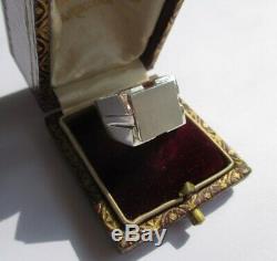 Tank Old Signet Ring 1930 Art Deco Sterling Silver 10.4 G Newfoundland