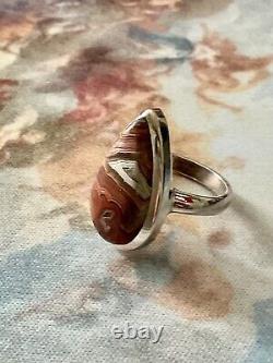 Translate this title in English: Ancient Marquise Agate Ring, Solid Silver, Unique Creator.