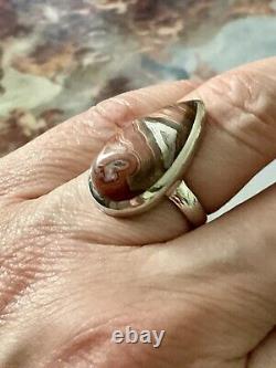 Translate this title in English: Ancient Marquise Agate Ring, Solid Silver, Unique Creator.