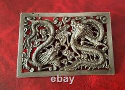 Translate this title in English: Magnificent antique solid silver brooch with a Chinese dragon motif