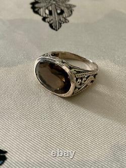 Translate this title in English: Vintage Solid Silver Intricately Crafted Unique Ring with Smoky Topaz Stone Size 58.