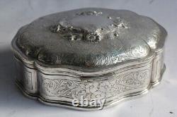 Translation: 'Antique solid silver jewelry box (50909)'