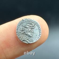 Very ancient authentic Roman piece unique face of a king in solid silver