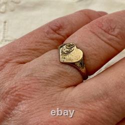 Vintage Art Deco Heart Ring in Solid Silver Vermeil with Chased Engravings