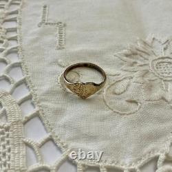 Vintage Art Deco Heart Ring in Solid Silver Vermeil with Chased Engravings