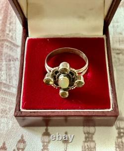Vintage Solid Silver Ring with Opal and 4 Genuine Citrines Creator
