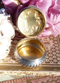 ANCIENNE BOITE à PILULES en ARGENT MASSIF XIXe de style Rocaille, Poids 24 gr