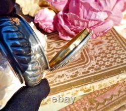 ANCIENNE BOITE à PILULES en ARGENT MASSIF XIXe de style Rocaille, Poids 24 gr